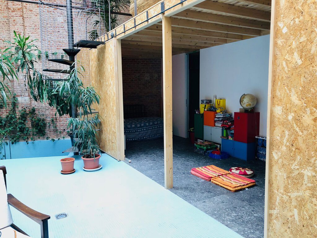 ángeles y sala de máquinas