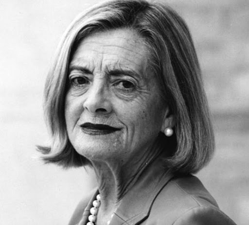 JOSEFINA R. ALDECOA, HISTORIA DE UNA MAESTRA