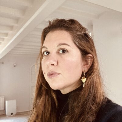 algo explotó acá adentro