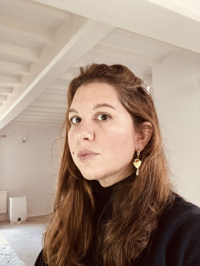 algo explotó acá adentro