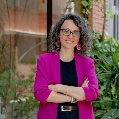 el trabajo invisible de la maternidad