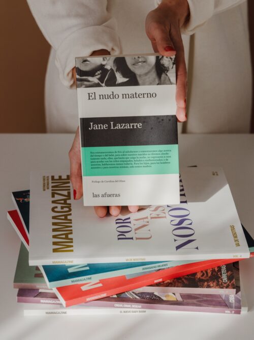 Suscripción Anual + El Nudo Materno